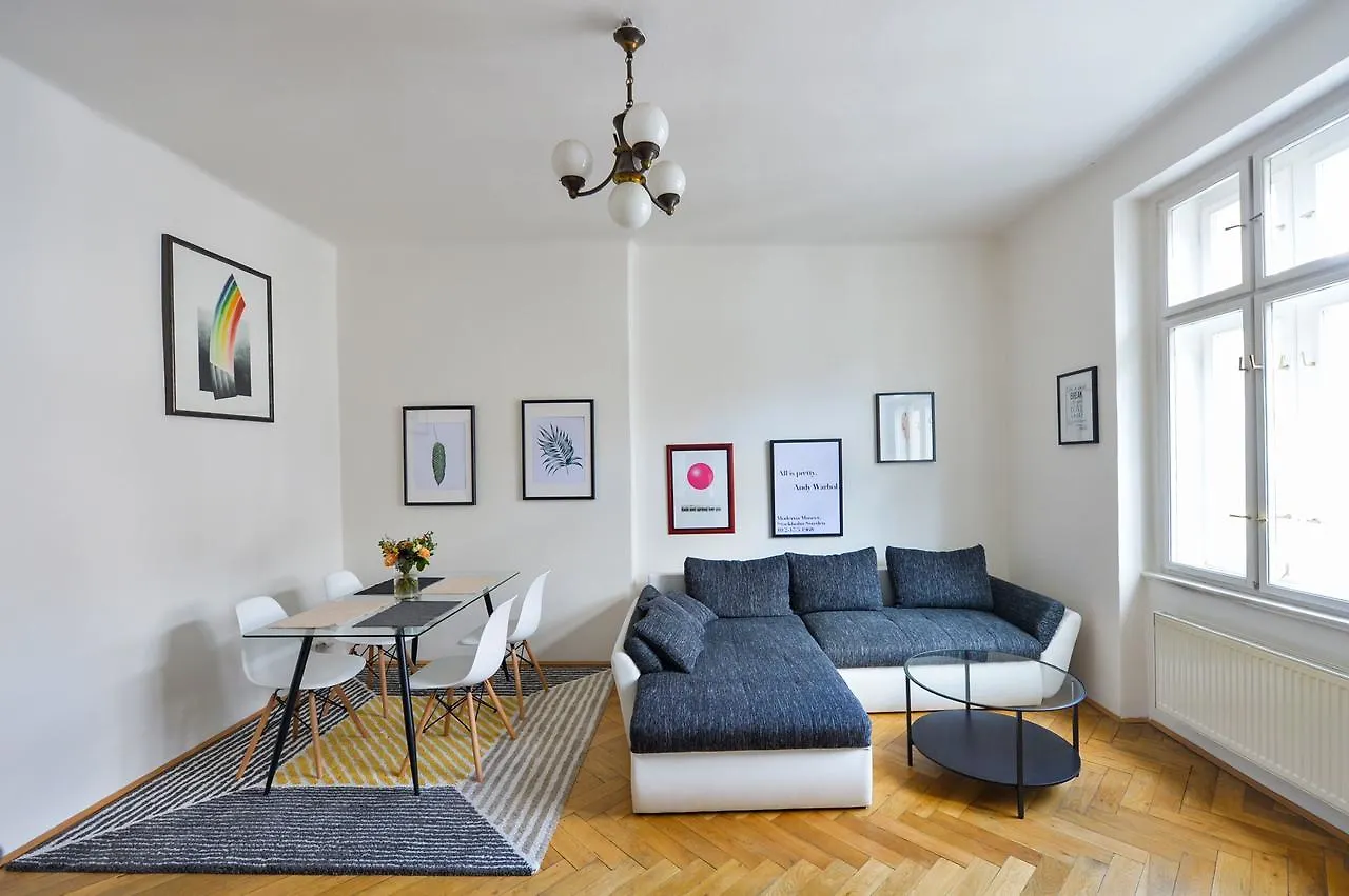 Old Town Sq. Apartment Prague